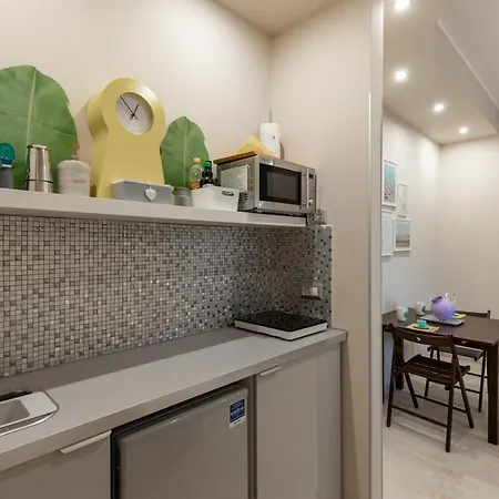 Nice Studio Ac Wi Fi 아파트